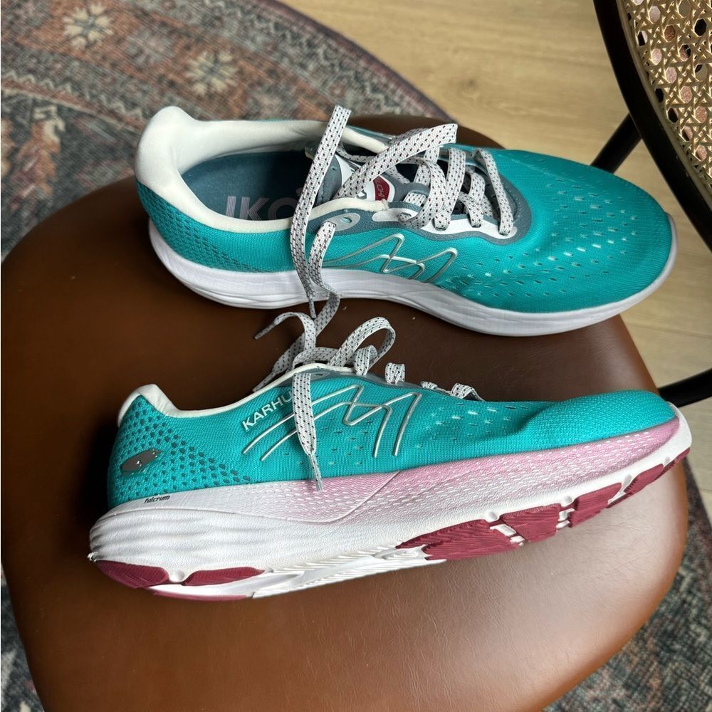 Karhu IKONI 2.0 Women’s Size 11 running shoes ‘CERAMIC/MEDITERRANEAN’
